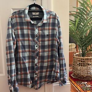 Men’s light flannel plaid Billabong shirt size medium